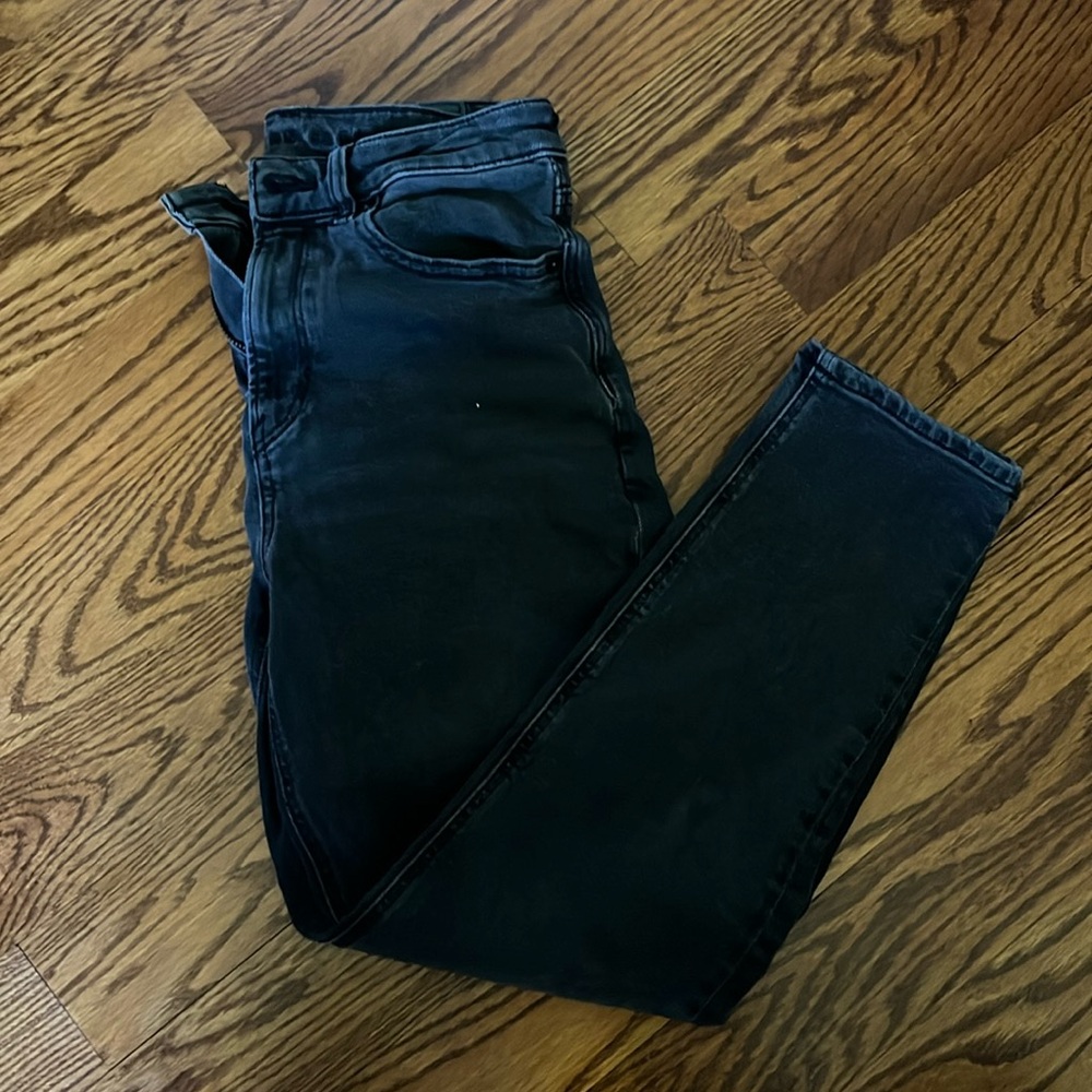 American Eagle Mom Jeans